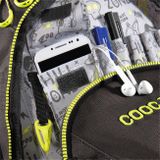 Coocazoo - ScaleRale s bedrovým popruhom a Powerbankou /TecCheck Neon Yellow + fľaška 0,7l Graffiti zdarma